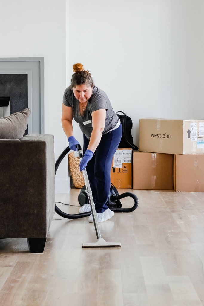 moving out cleaning service in Westlake